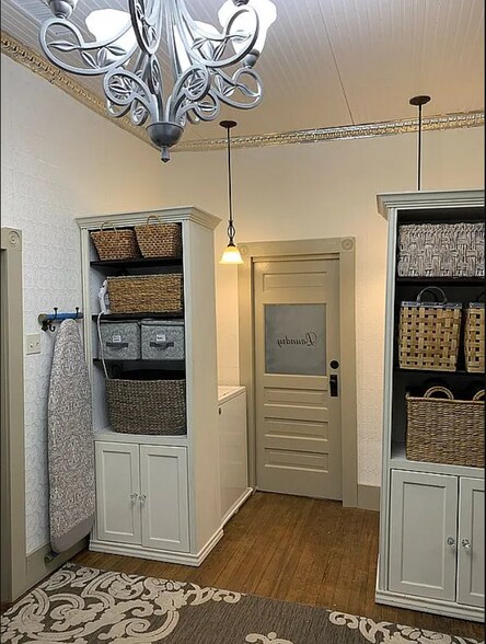 Building Photo - 1412 N Robinson St