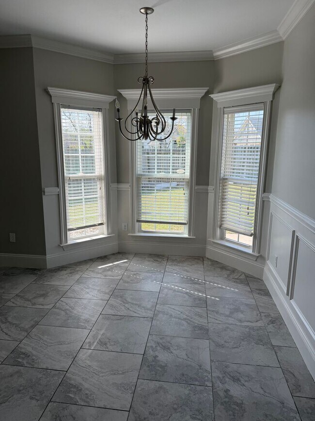 Building Photo - Home in Hahira