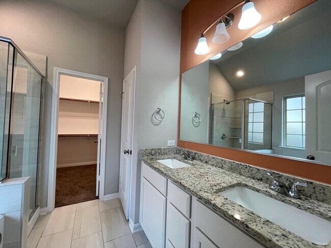 Building Photo - 8113 Northgate Lp