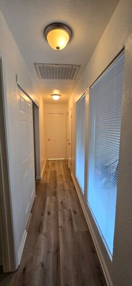Hallway - 3314 Blue Ridge Cir
