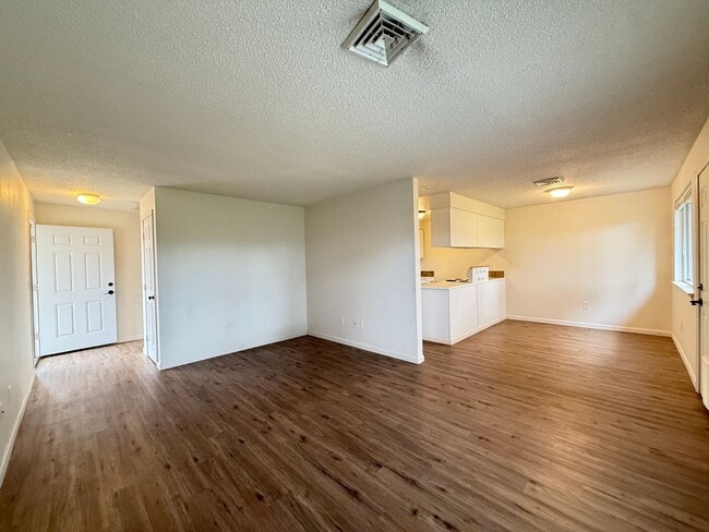 Building Photo - 3209ag