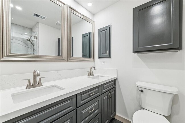 Building Photo - 2929 Buffalo Speedway