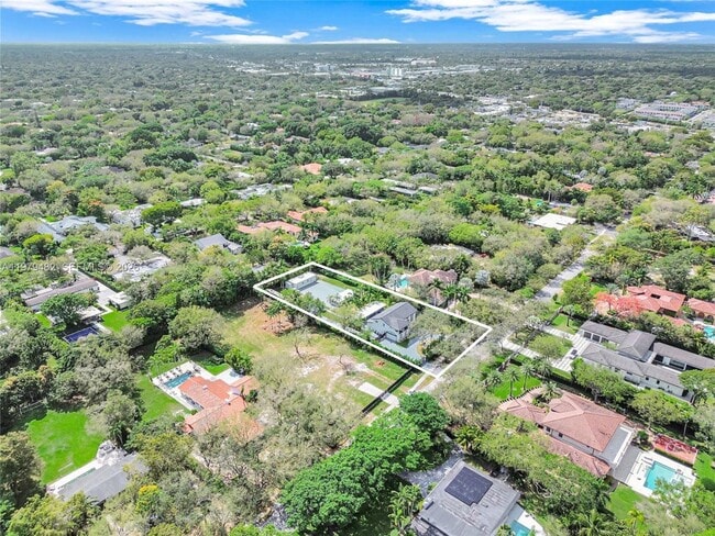 Building Photo - 7830 SW 120th St