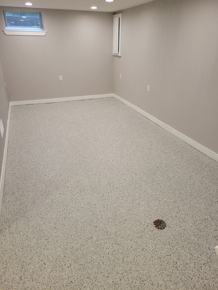 Building Photo - 1745 Loras Blvd