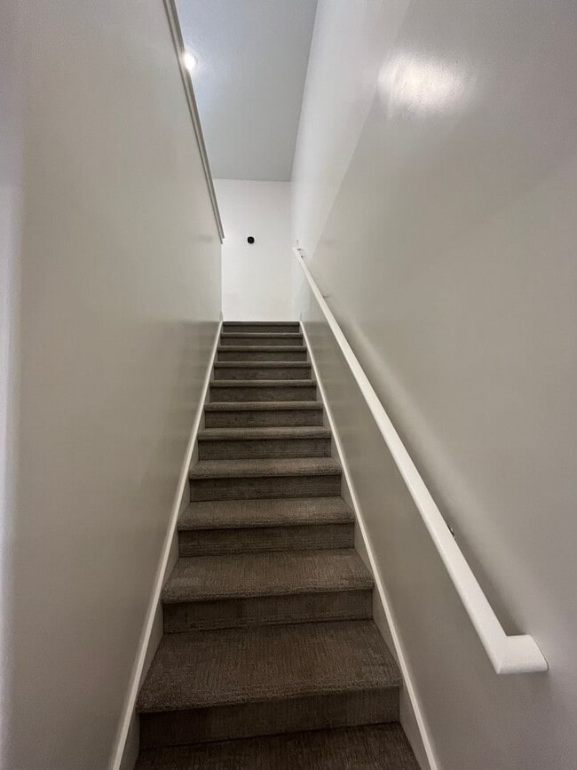 Building Photo - Azalea Beauty!