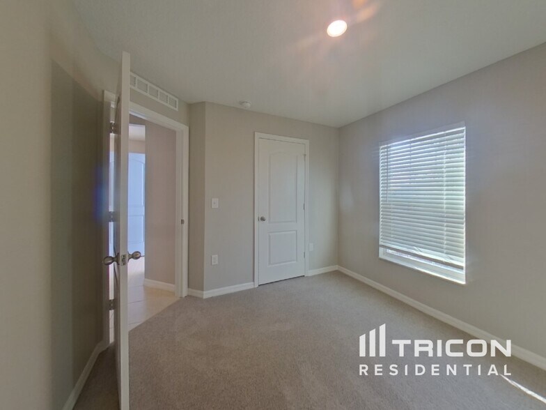 Building Photo - 1147 Moyle Way