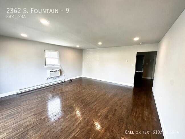 Primary Photo - 2362 S. Fountain-9