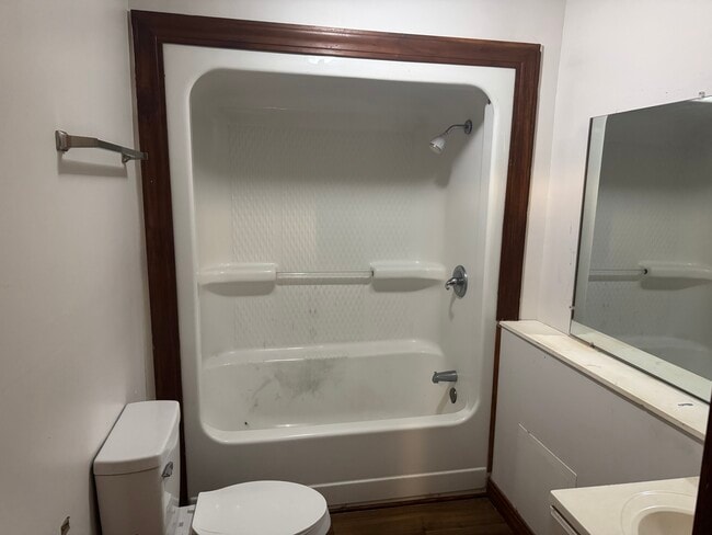 Building Photo - 608 Brevard St