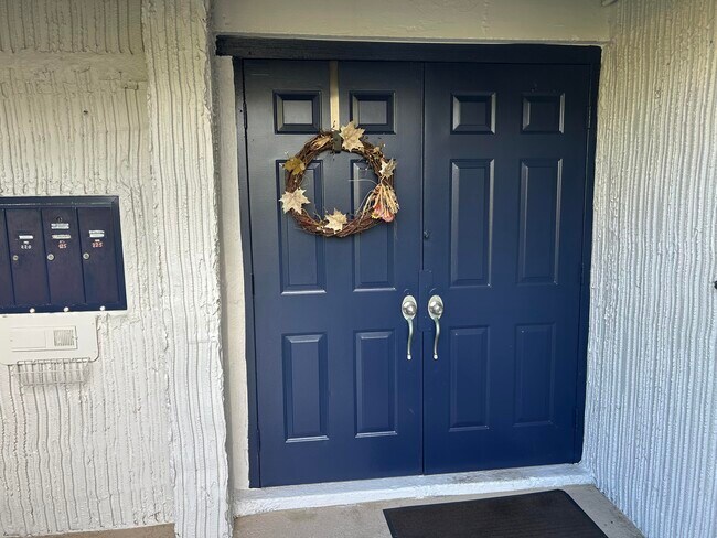 Building Photo - 6514 Spring Bottom Way