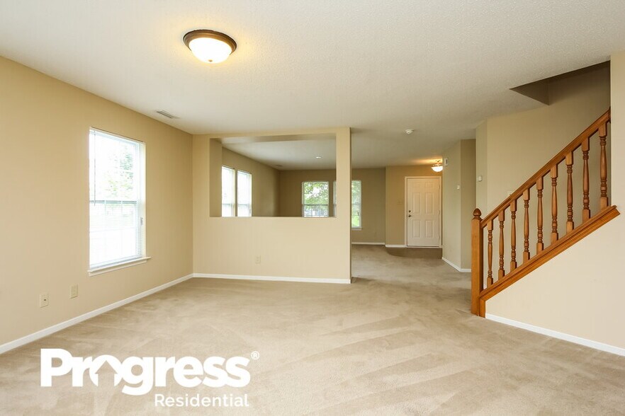 Building Photo - 15213 Beam St