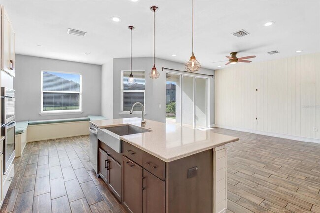 Building Photo - 16325 Hyde Manor Dr