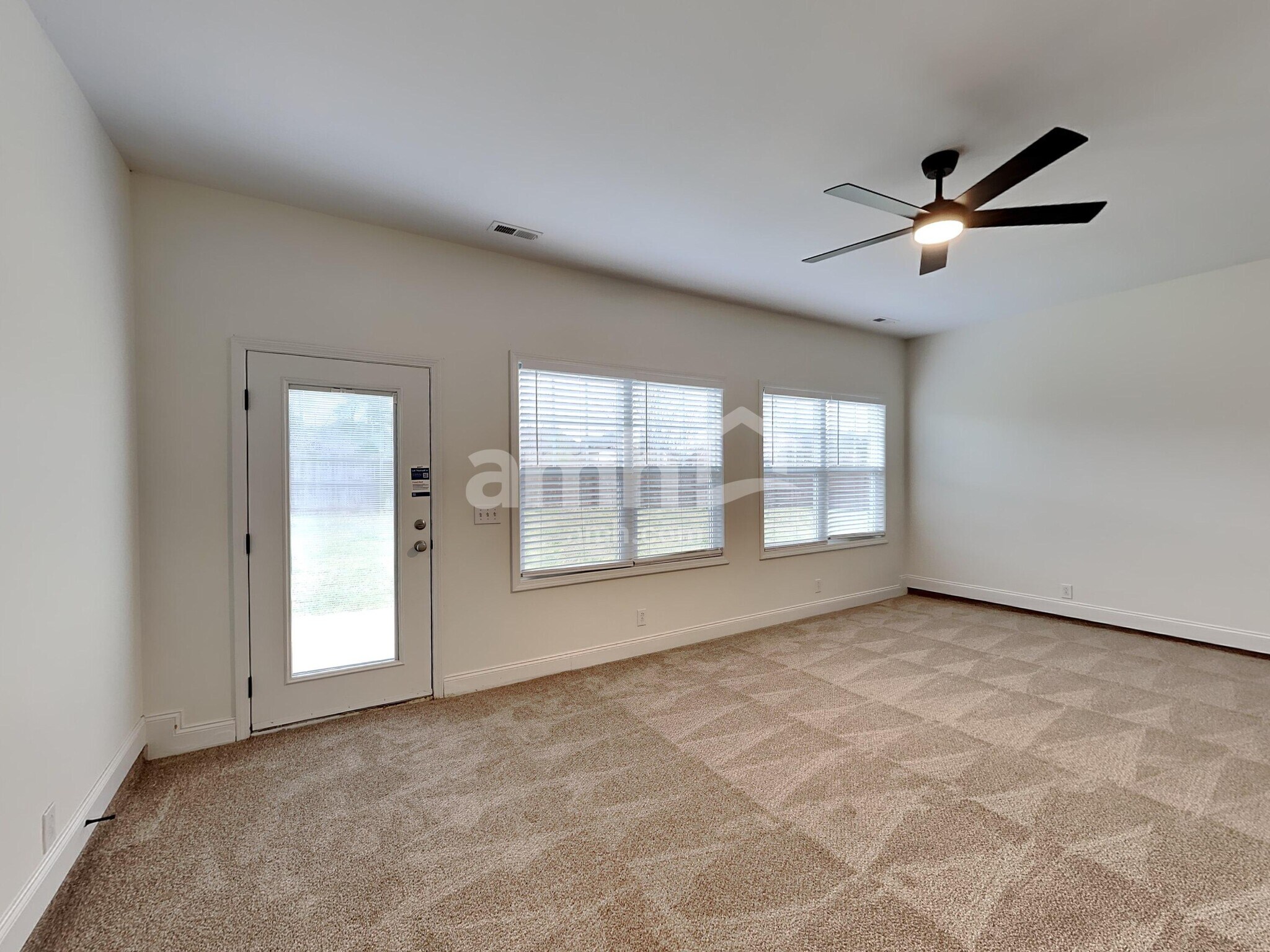 Building Photo - 1030 Spring Creek Dr