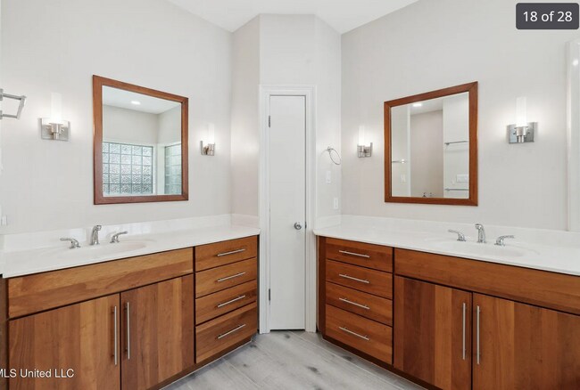 Building Photo - 23444 Woodland Way