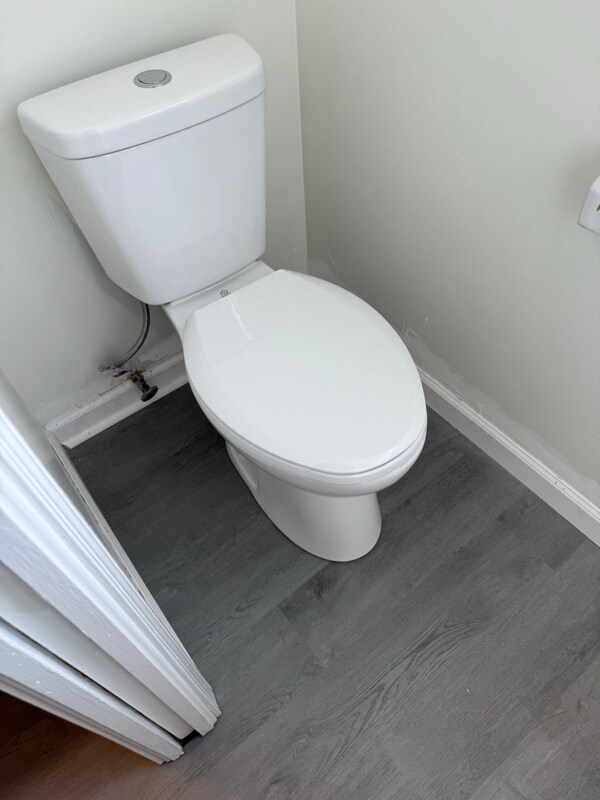 Building Photo - 1641 Forest Ave