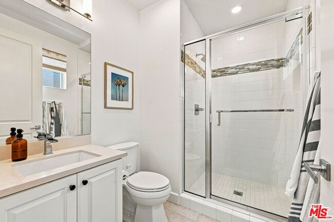 Building Photo - 12876 S Seaglass Cir