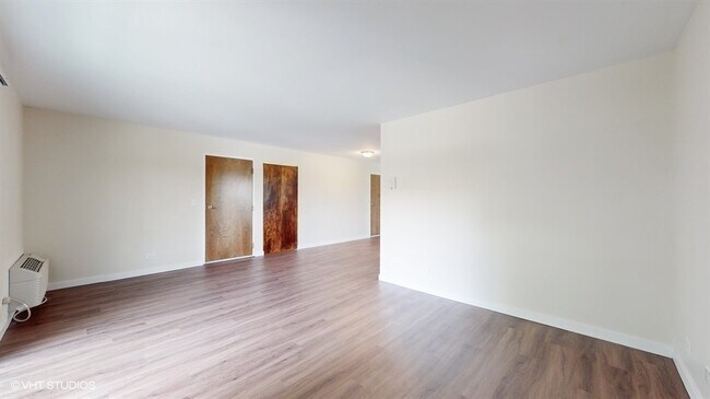 Building Photo - 29W542 Country Ridge Dr