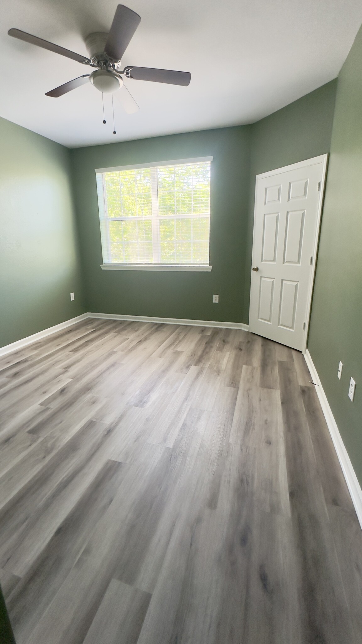 Building Photo - 405 S Villa San Marco Dr