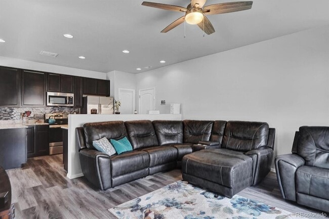 Building Photo - 7543 Red Fir Pt