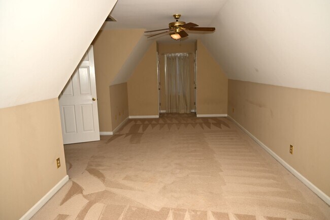 Building Photo - W. Burlington