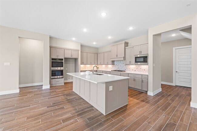 Building Photo - 29842 Kate Crk Ln