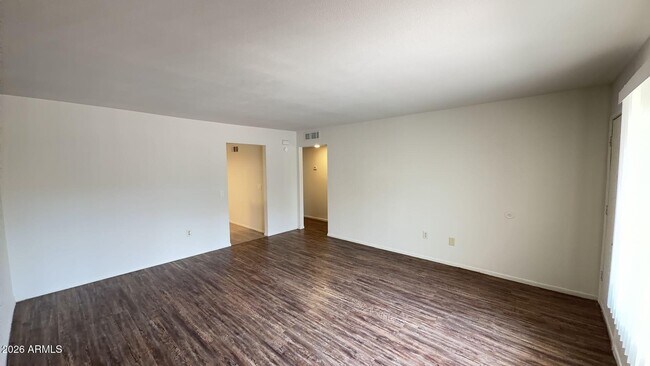 Building Photo - 4418 N 53rd Ln