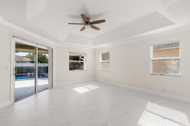 Building Photo - 2962 SW Coastal Terrace