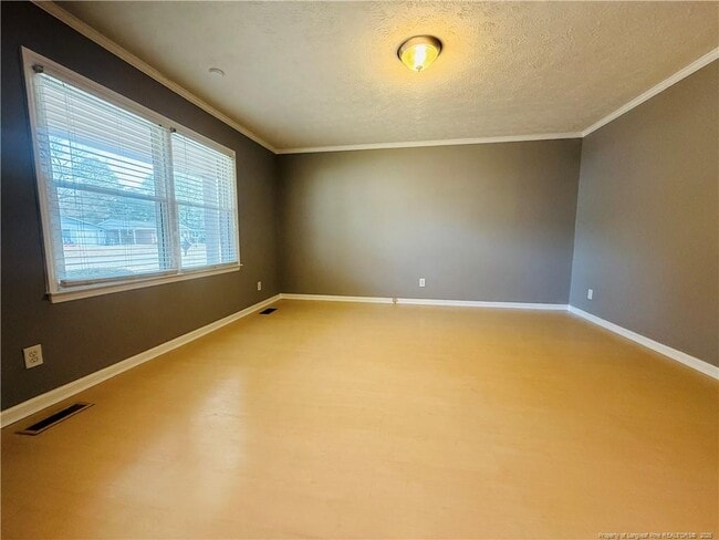 Building Photo - 2170 Quailridge Dr