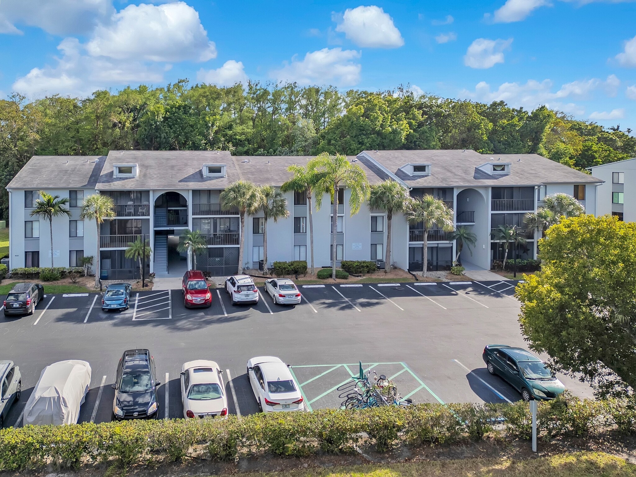 Building Photo - 9610 Green Cypress Ln