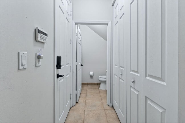 Building Photo - 1579 Frederick Small Rd