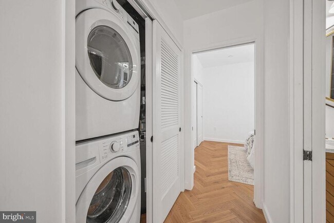 Building Photo - 621 Florida Ave NW