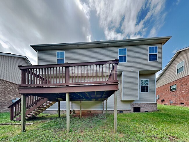 Building Photo - 3053 Bluffhollow Gap