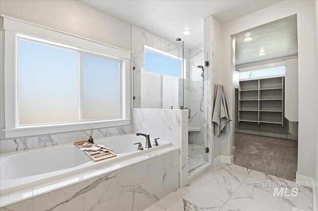 Building Photo - 2374 S Pelion Way
