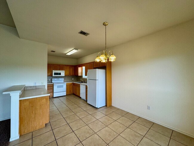 Building Photo - 3000 Clydesdale Way