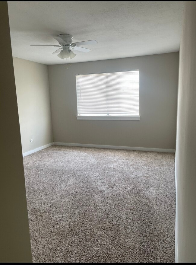 Building Photo - 6656 Montauk Dr