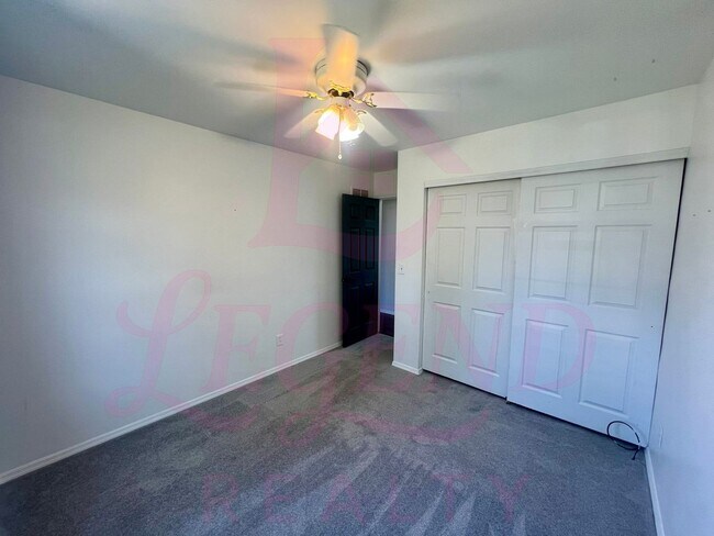 Building Photo - MOVE IN READY - Atrium Ranch for Rent in O...