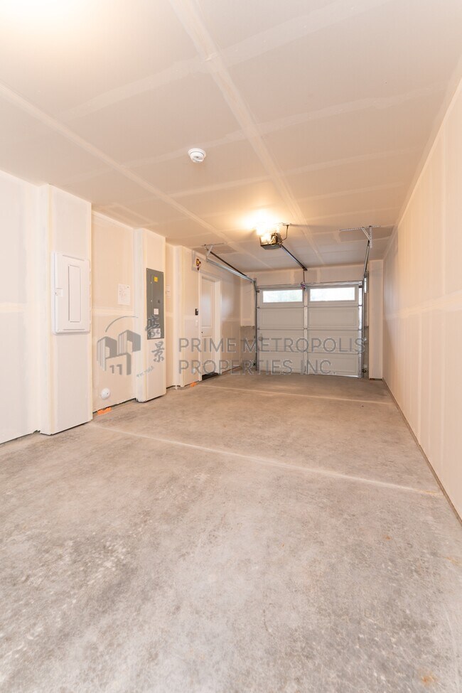 Building Photo - 16111 36th Ave W