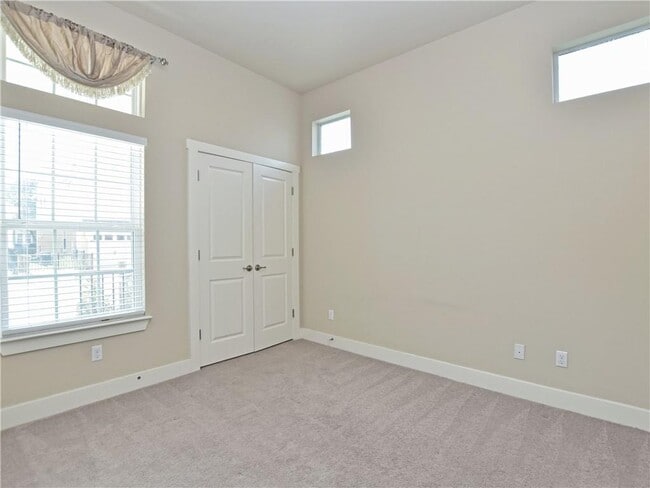 Building Photo - 12204 Barras Branch Dr