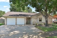 Building Photo - 1819 Meadow Creek Dr