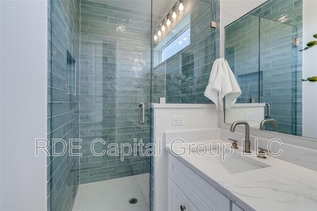 Building Photo - 3308 Birmingham Ave