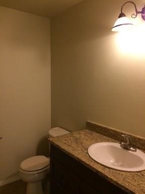 Building Photo - 356 S University Ave