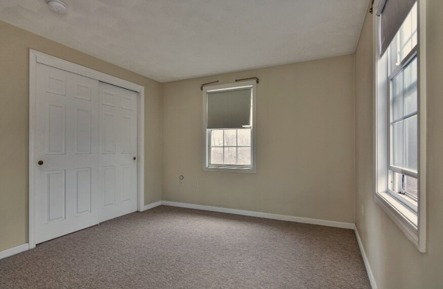 Building Photo - 7 Van Norden Rd
