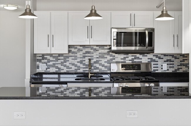 Building Photo - 151 Tremont St