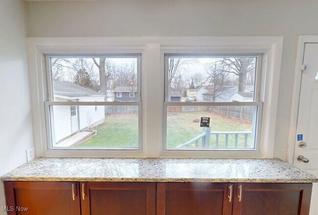 Building Photo - 4131 Burton Dr