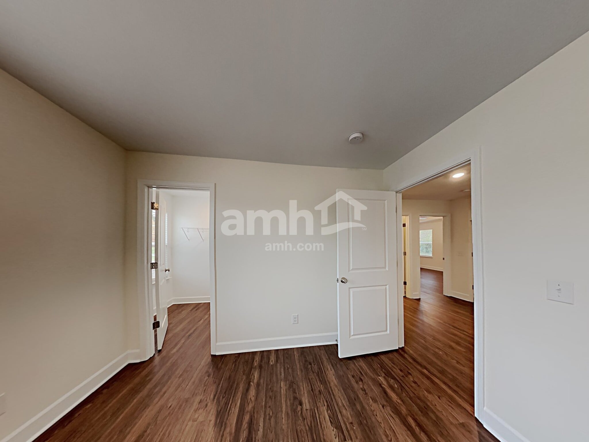 Building Photo - 2919 Throneberry Ln