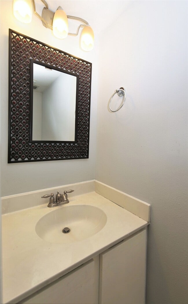 Building Photo - 2555 Bering Dr