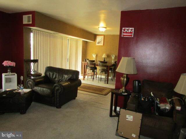 Building Photo - 6310 Hil-Mar Dr