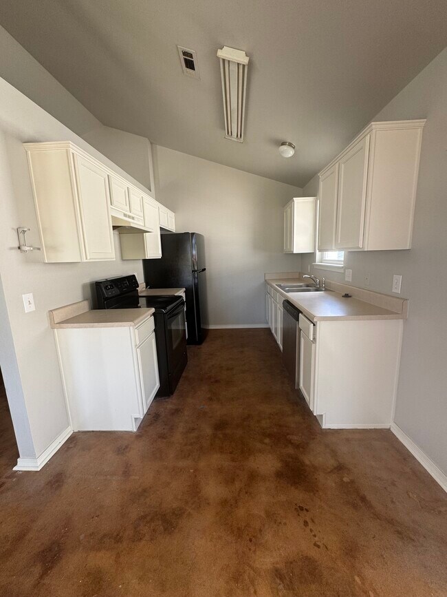 Building Photo - #2 929