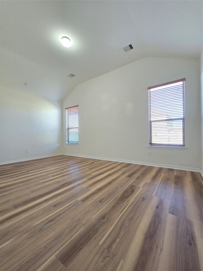 Building Photo - 22526 Belmont Cove Ln