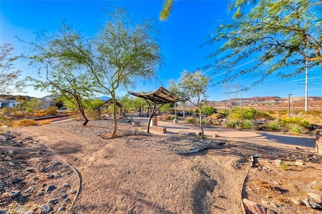 Building Photo - 969 Marigold Ct