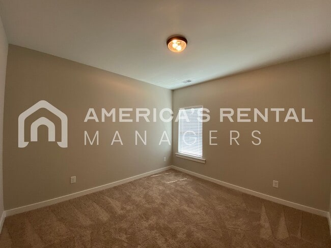 Building Photo - Home for Rent in Thorsby, AL!!! Available to View Now!!!